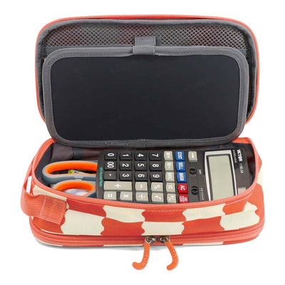 CARTUCHERA CON CORREA DOODLE